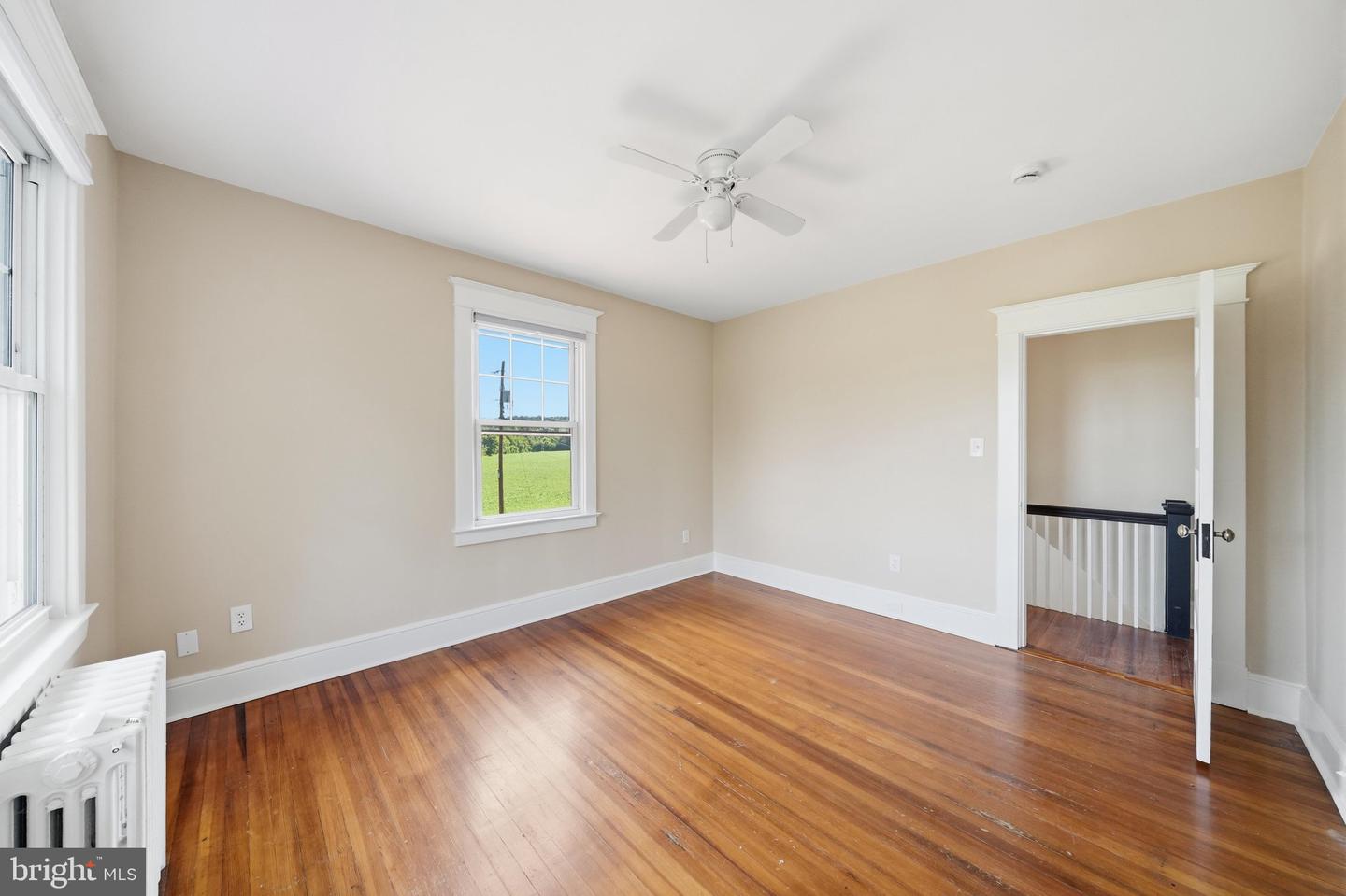 22422 Whites Ferry Rd Property Photo 41