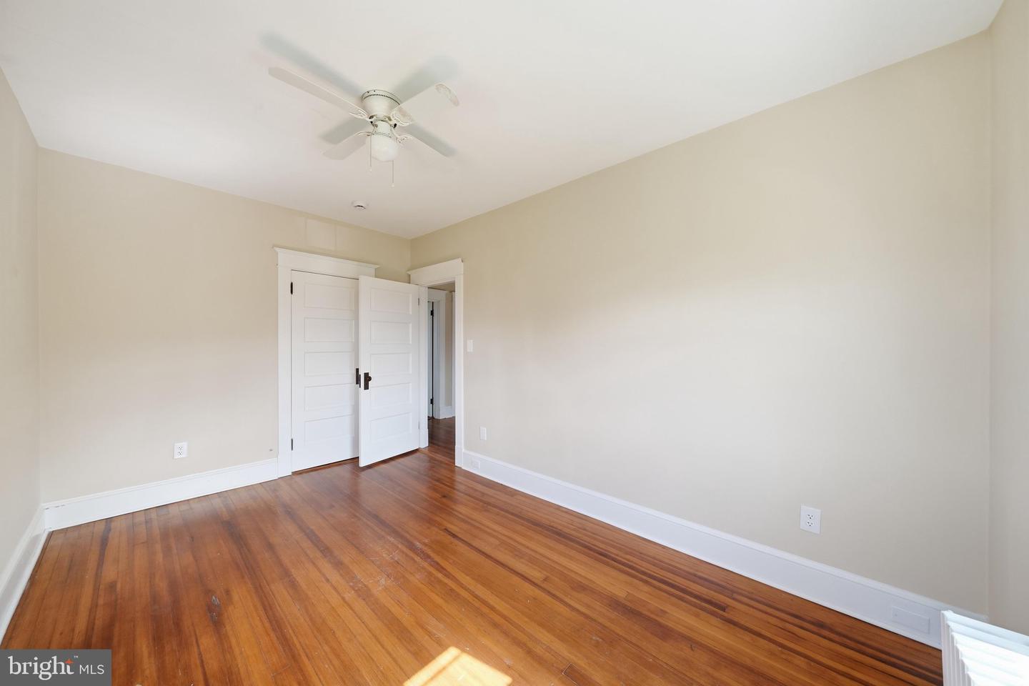 22422 Whites Ferry Rd Property Photo 44