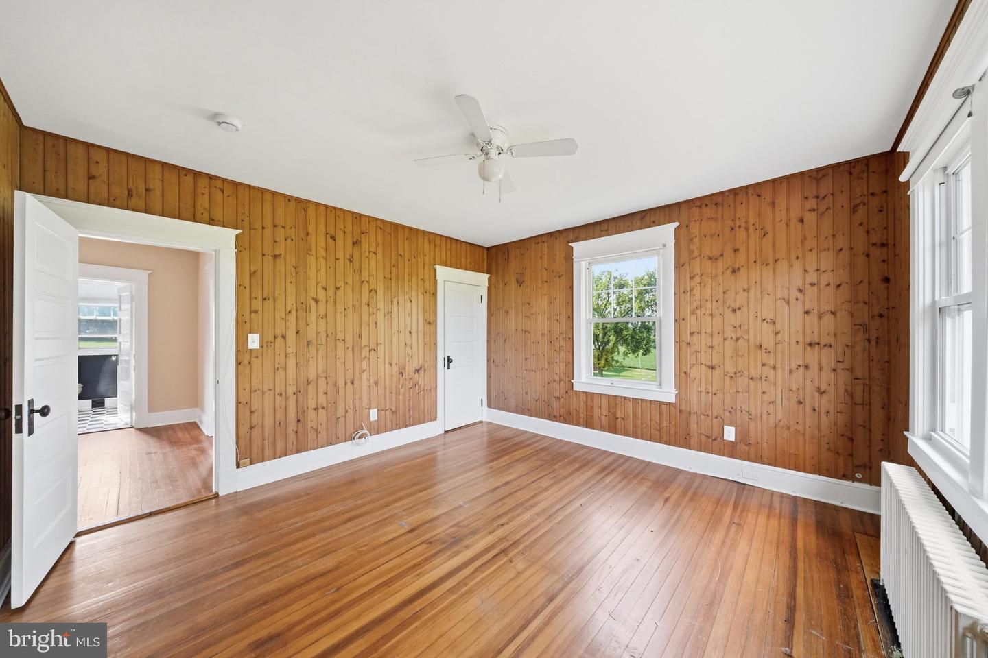 22422 Whites Ferry Rd Property Photo 47