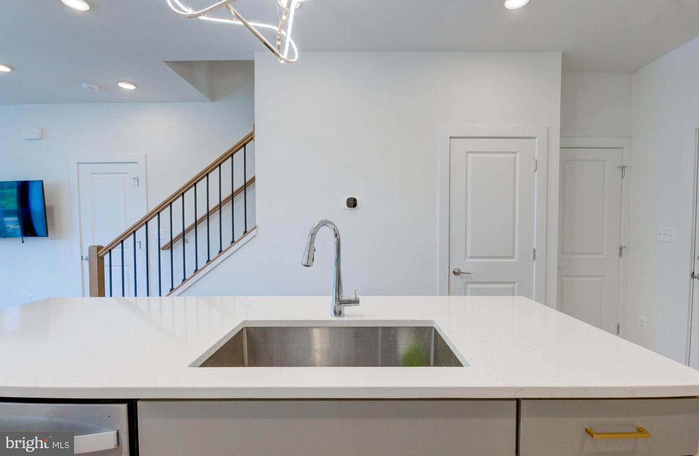 16108 Frederick Rd Property Photo 10