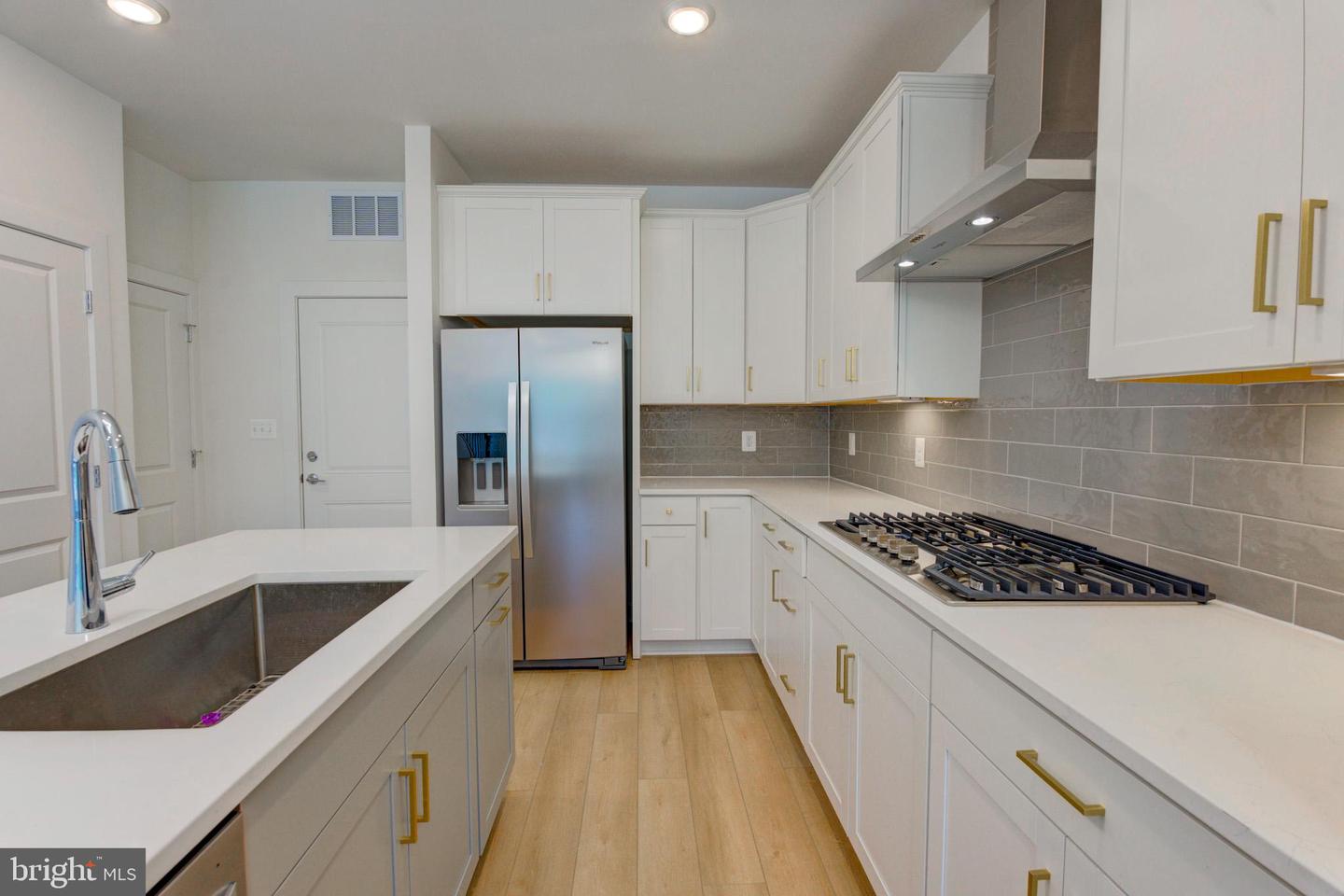 16108 Frederick Rd Property Photo 12