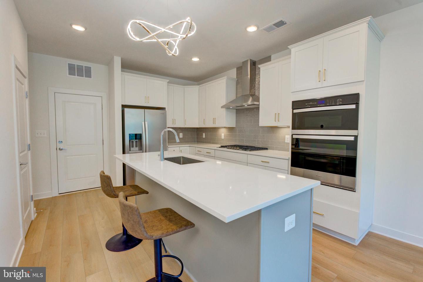 16108 Frederick Rd Property Photo 16