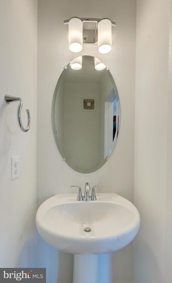 16108 Frederick Rd Property Photo 23