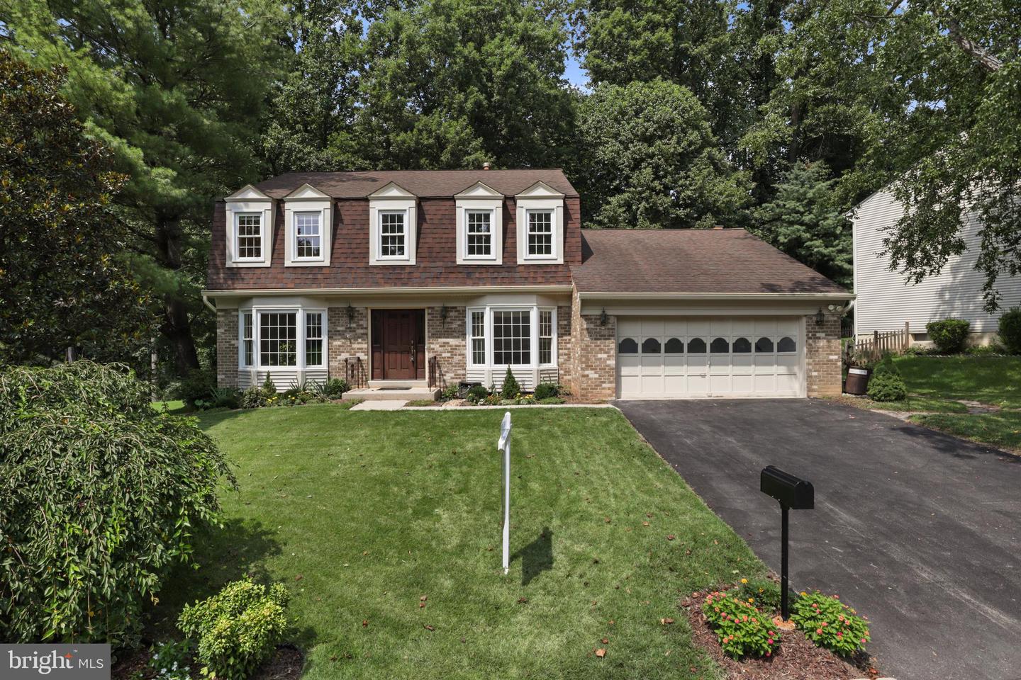 1910 Agate Dr Property Photo 1