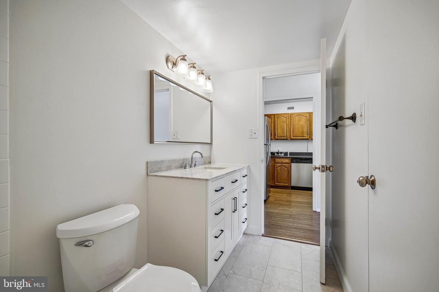 5225 Pooks Hill Rd #1705n Property Photo 11
