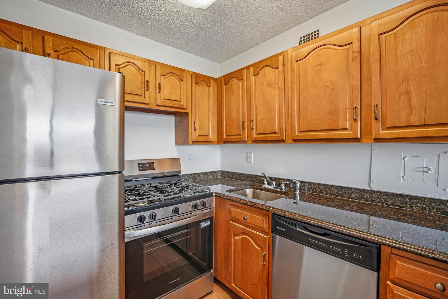 5225 Pooks Hill Rd #1705n Property Photo 12