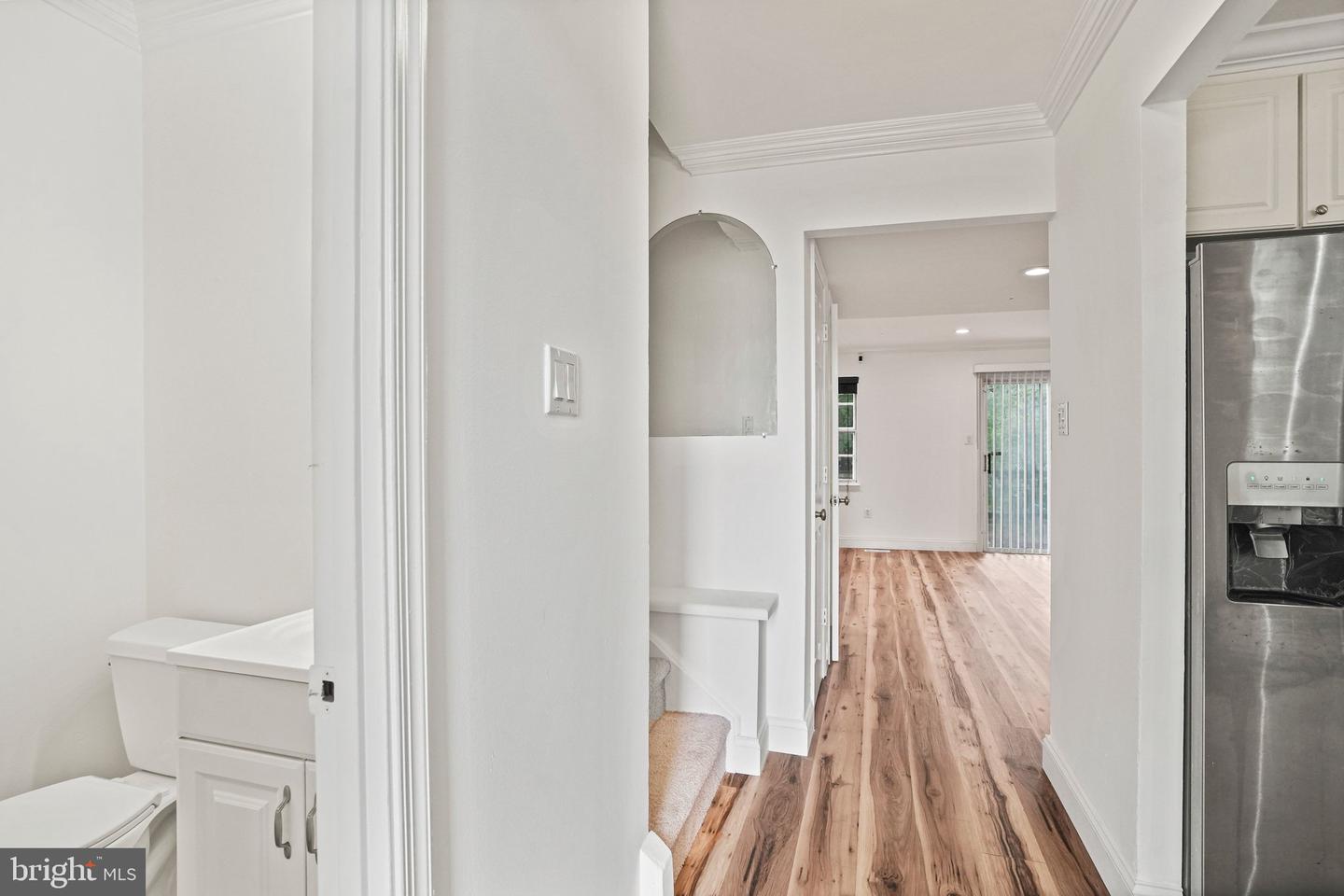 8304 Mountain Ash Way Property Photo 4