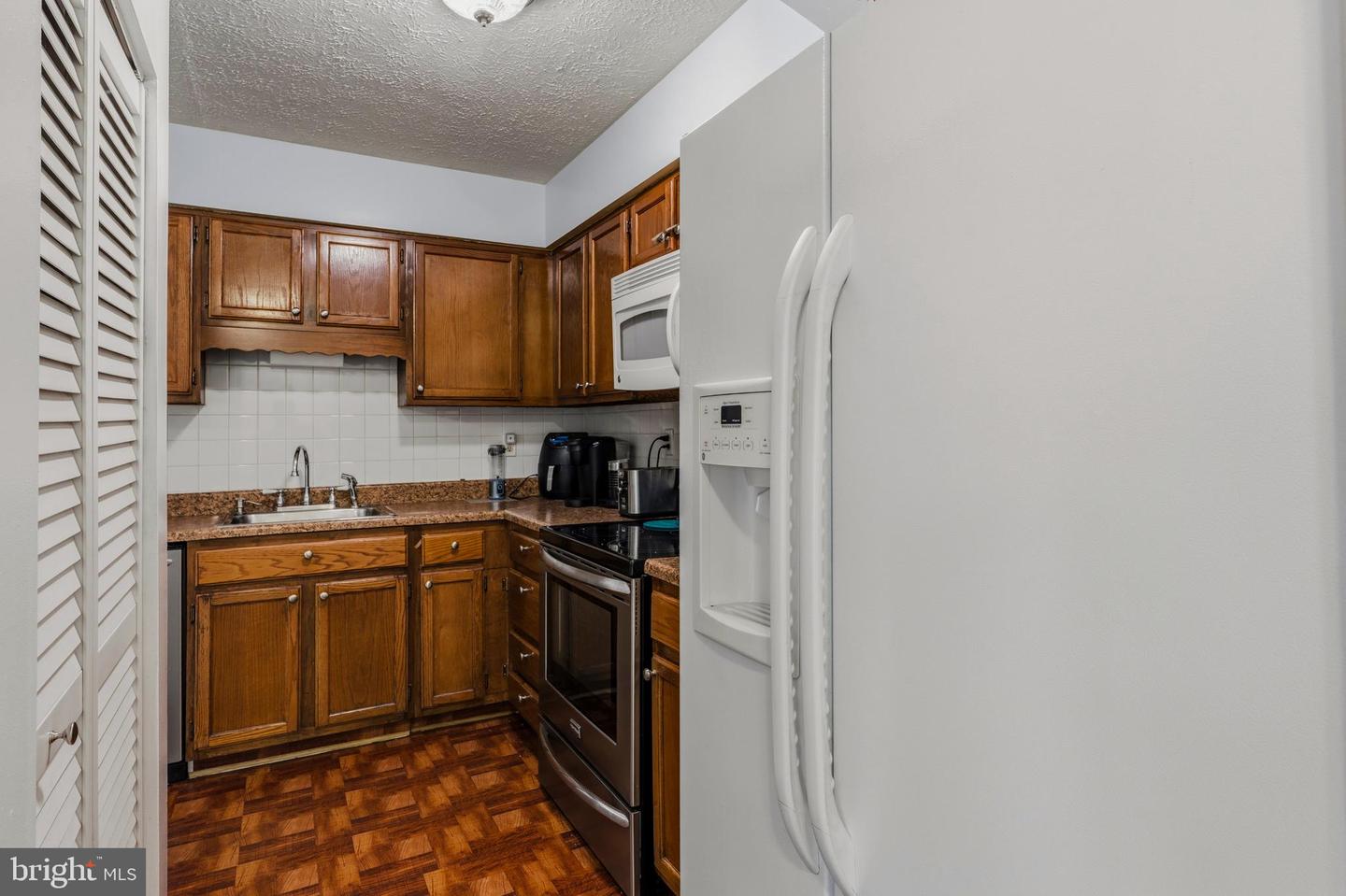 3024 Ohara Pl Property Photo 4