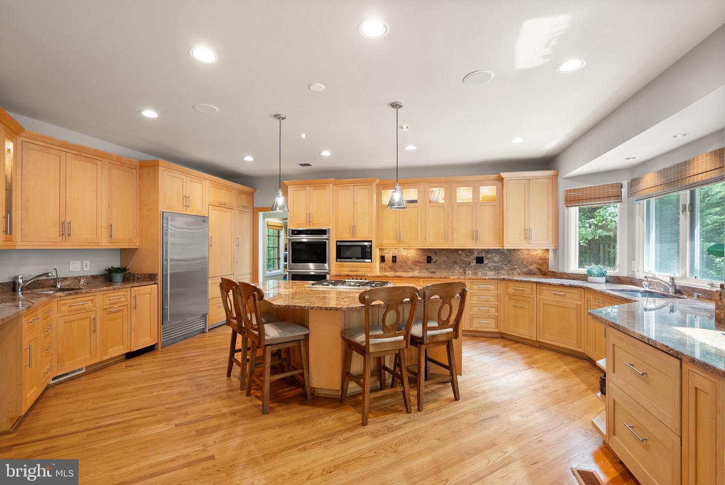 7016 WINTERBERRY LN Property Photo 1