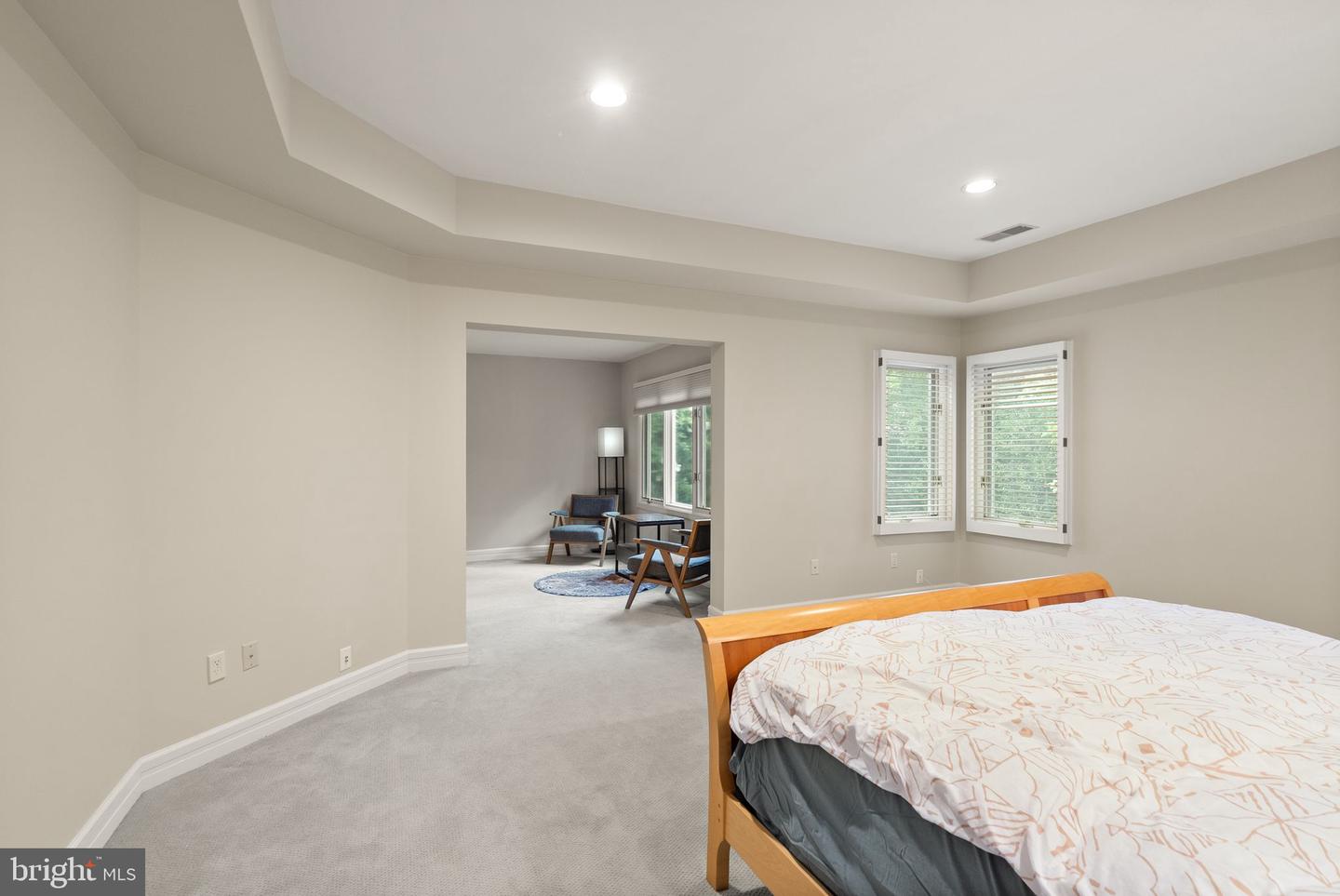 7016 Winterberry Ln Property Photo 34