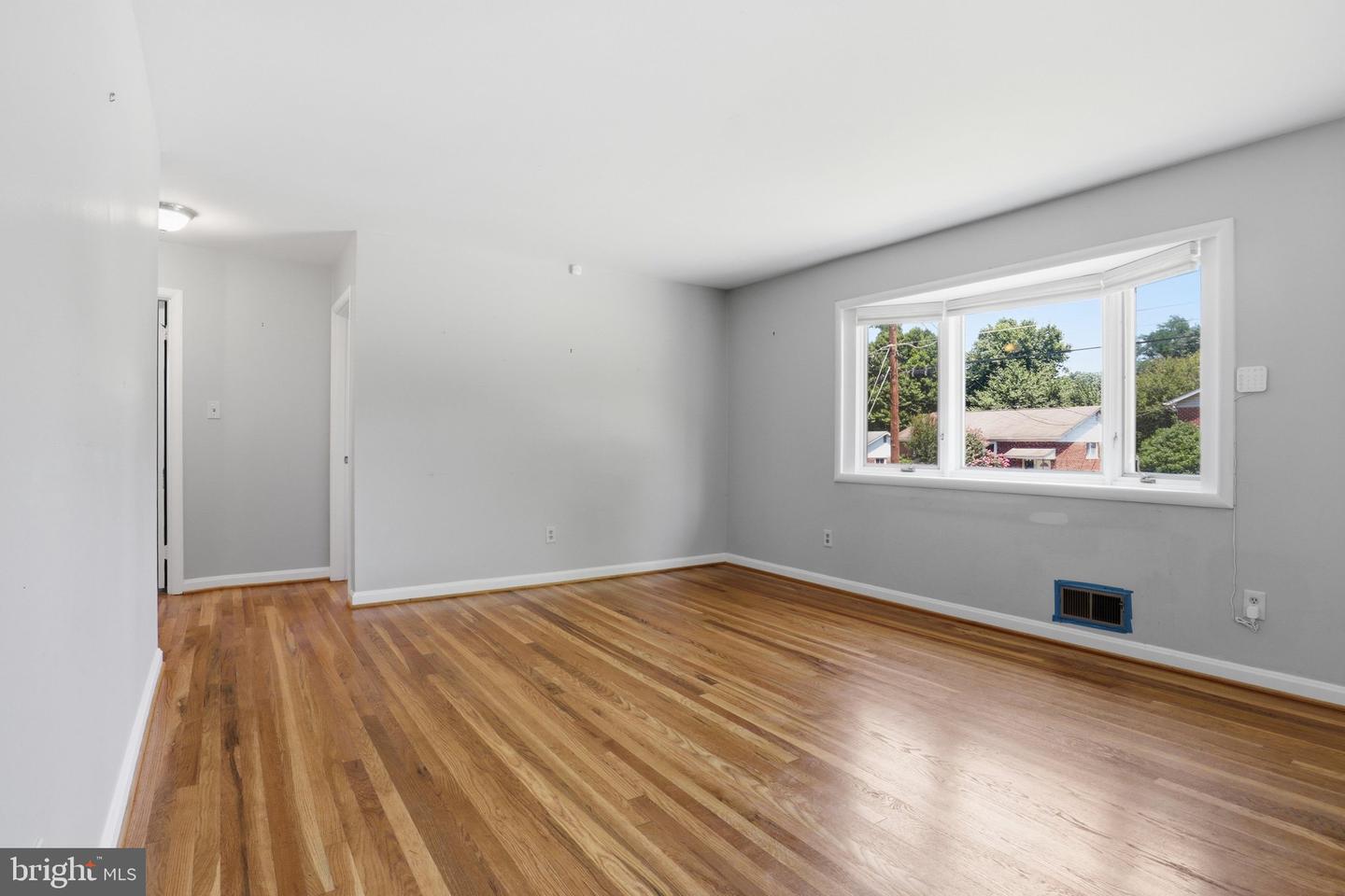 4014 Jeffry St Property Photo 4