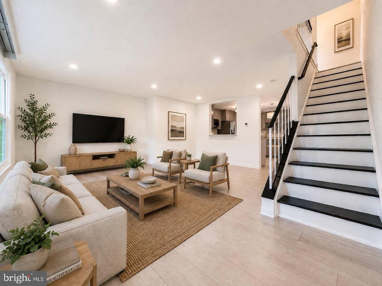 3623 Silver Spruce Cir Property Photo 4