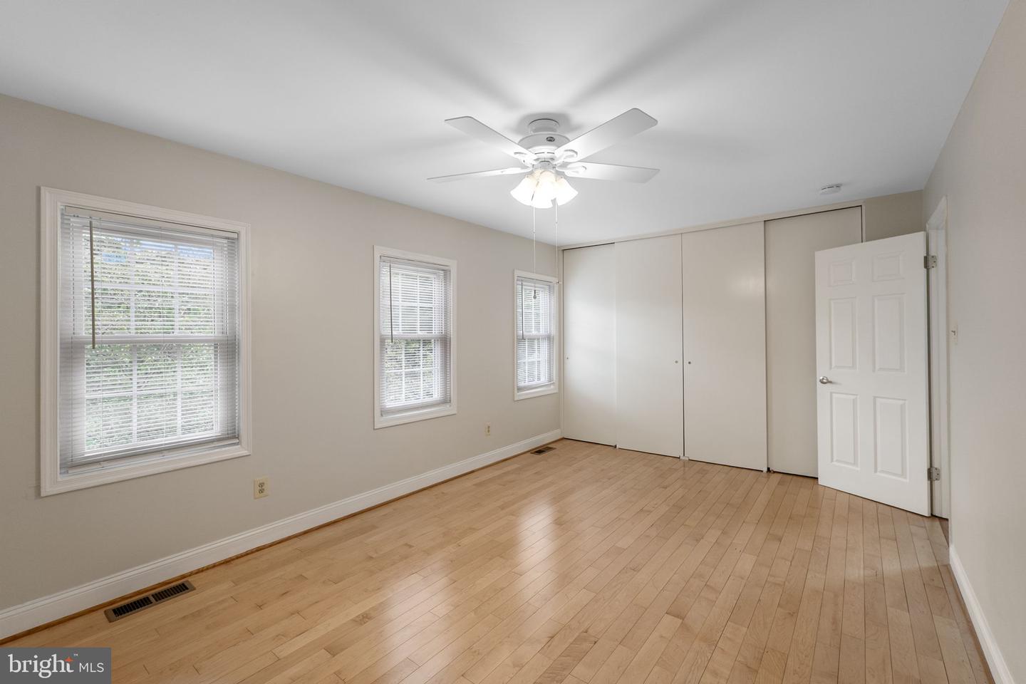 124 Barnsfield Ct #216 Property Photo 22