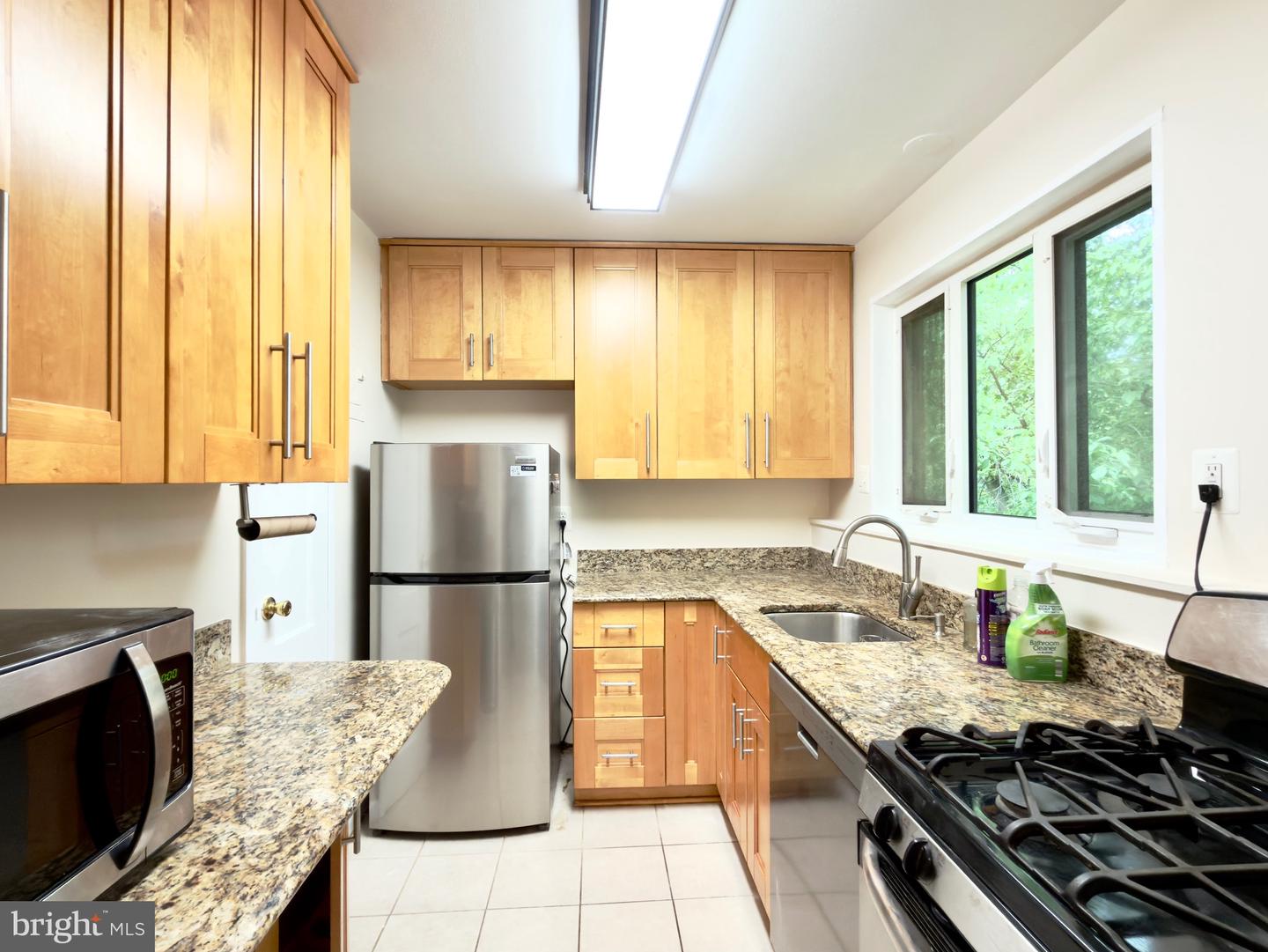 10311 Montrose Ave #202 Property Photo 1