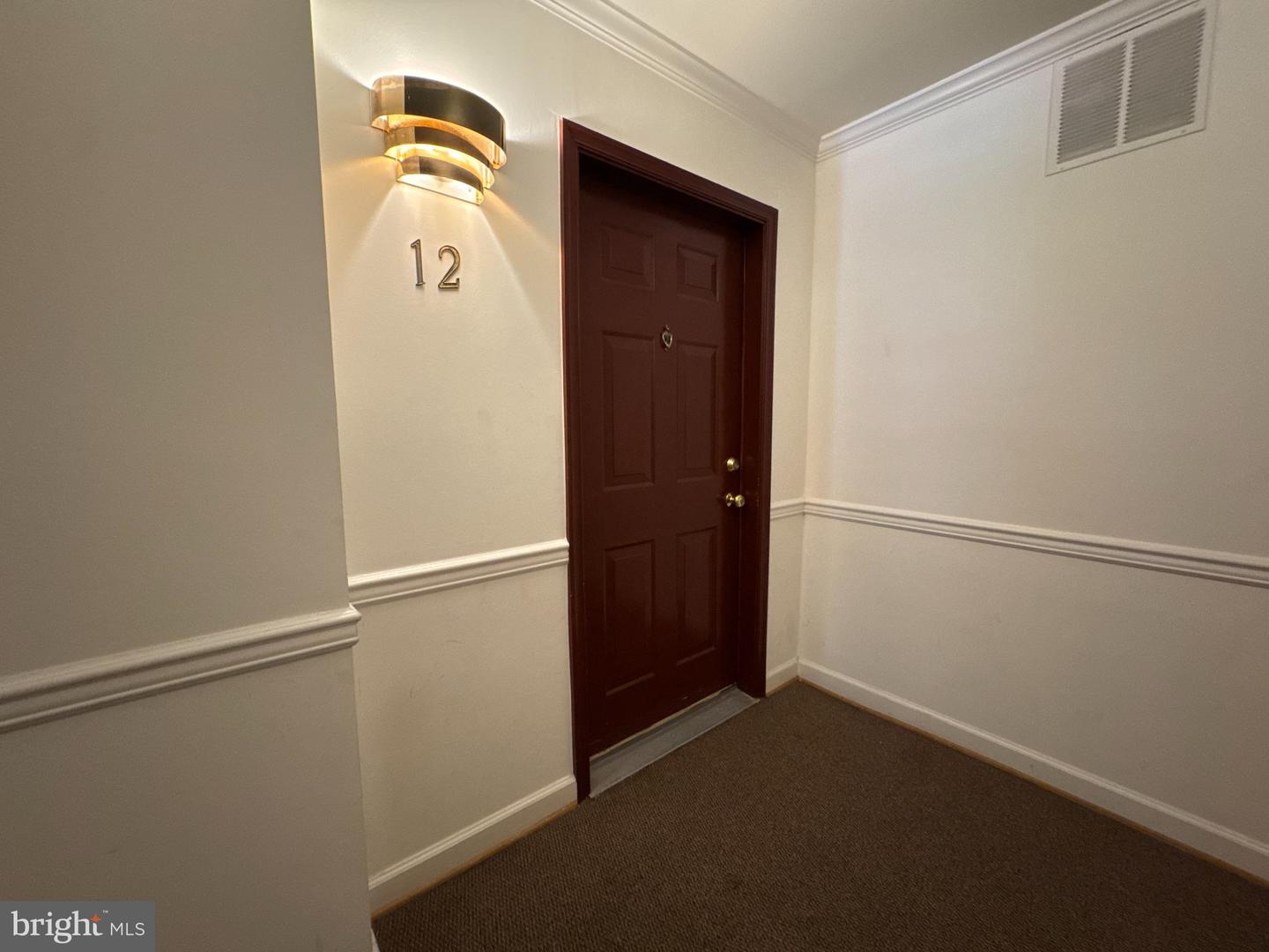 13613 Sir Thomas Way #12 Property Photo 3