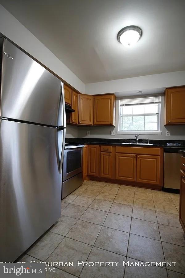 14903 Dinsdale Dr Property Photo 5
