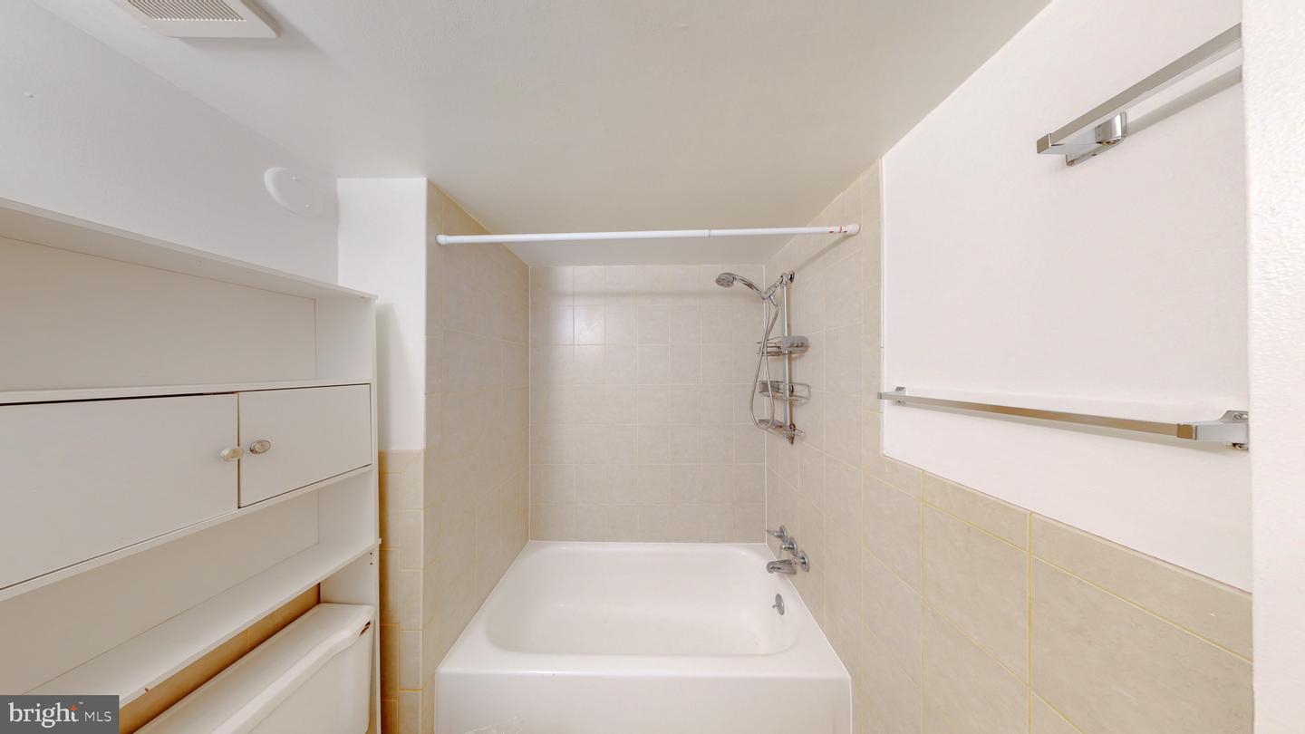 9806 Georgia Ave #302 Property Photo 9