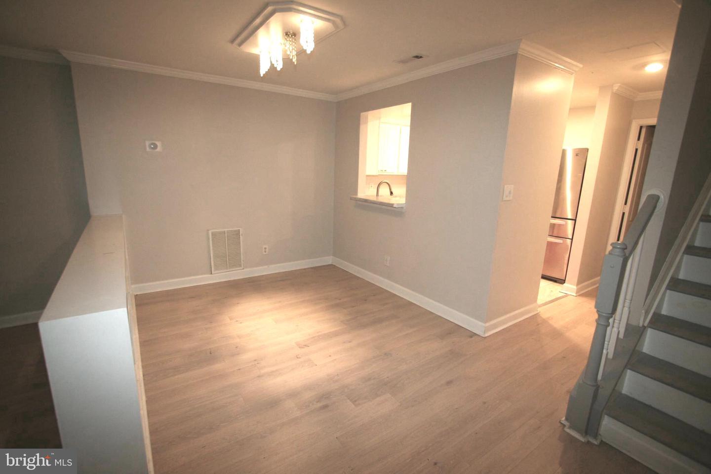 3924 Chesterwood Dr #3924 Property Photo 17