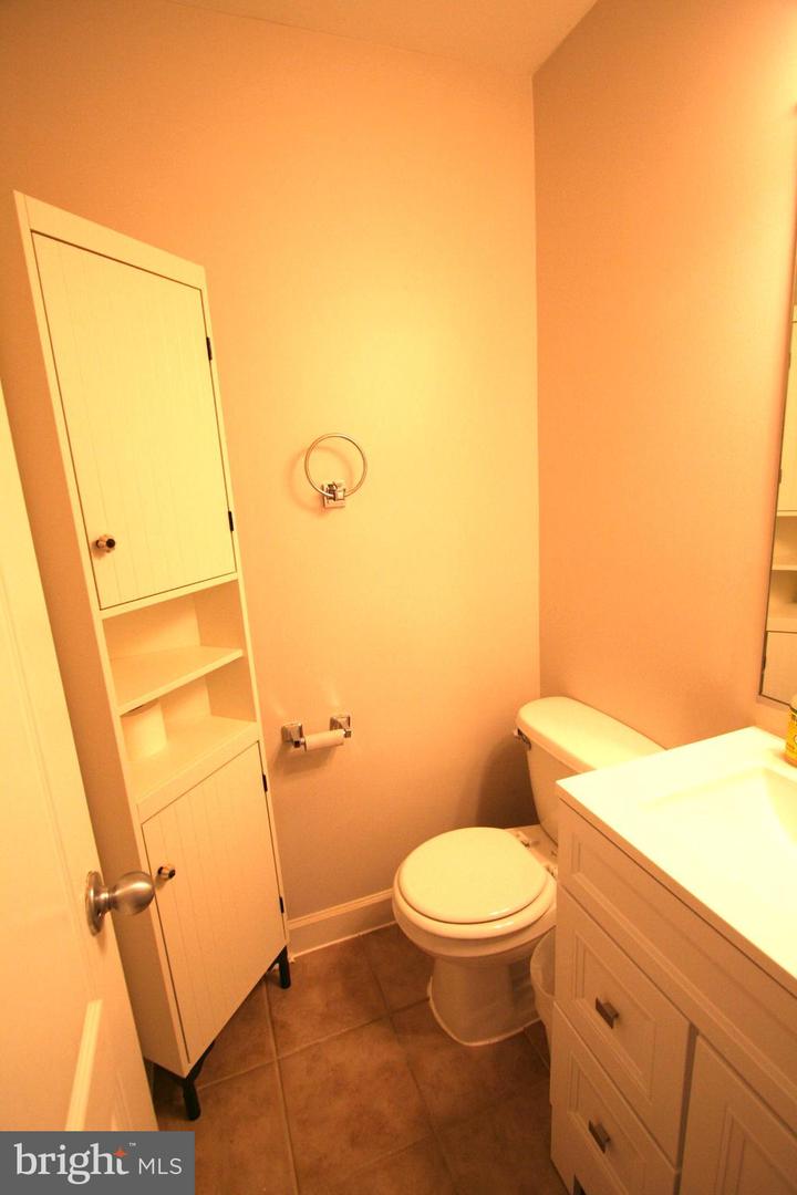 3924 Chesterwood Dr #3924 Property Photo 22