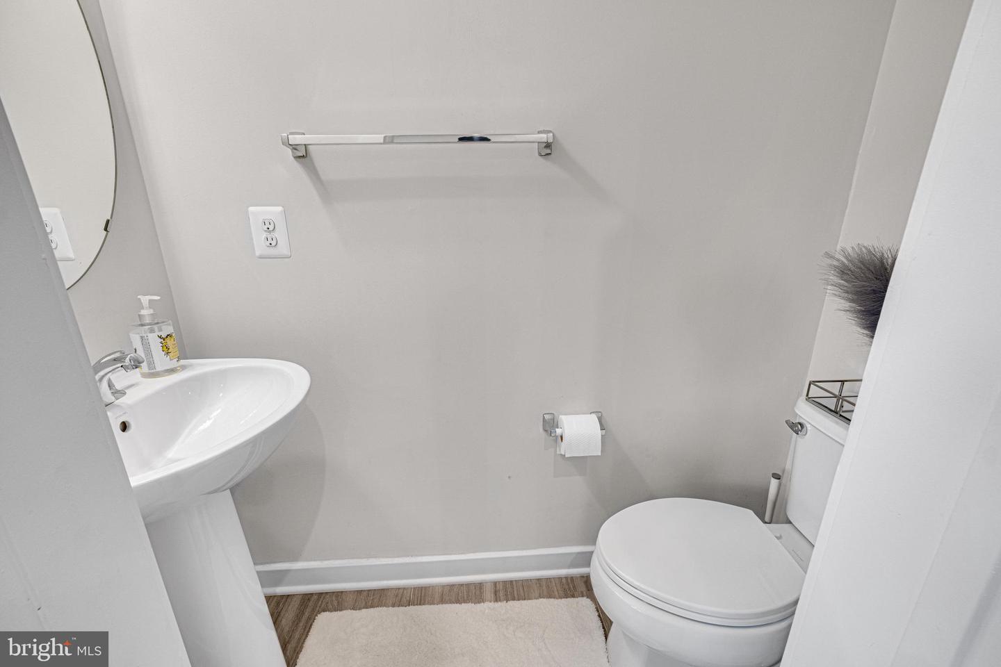 16316 Connors Way #15 Property Photo 13