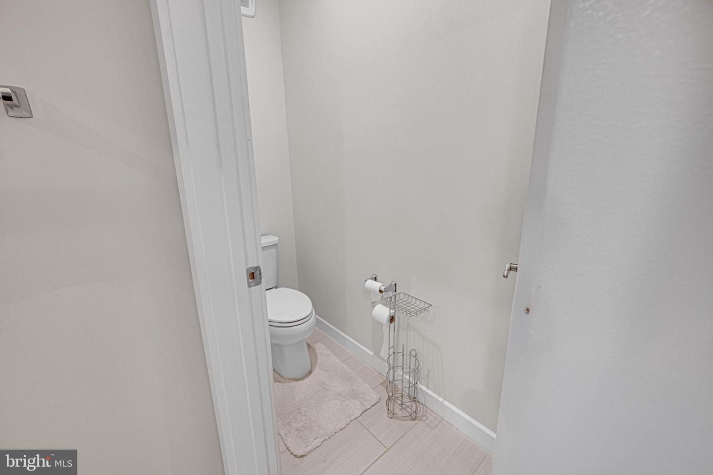 16316 Connors Way #15 Property Photo 22