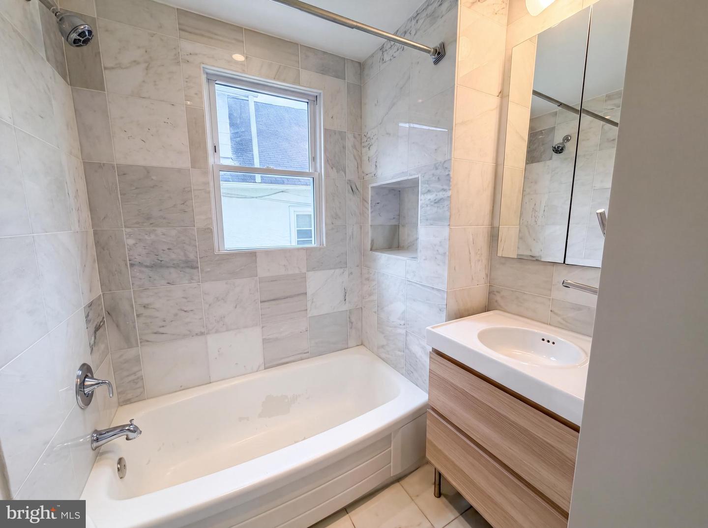 7405 Flower Ave Property Photo 11