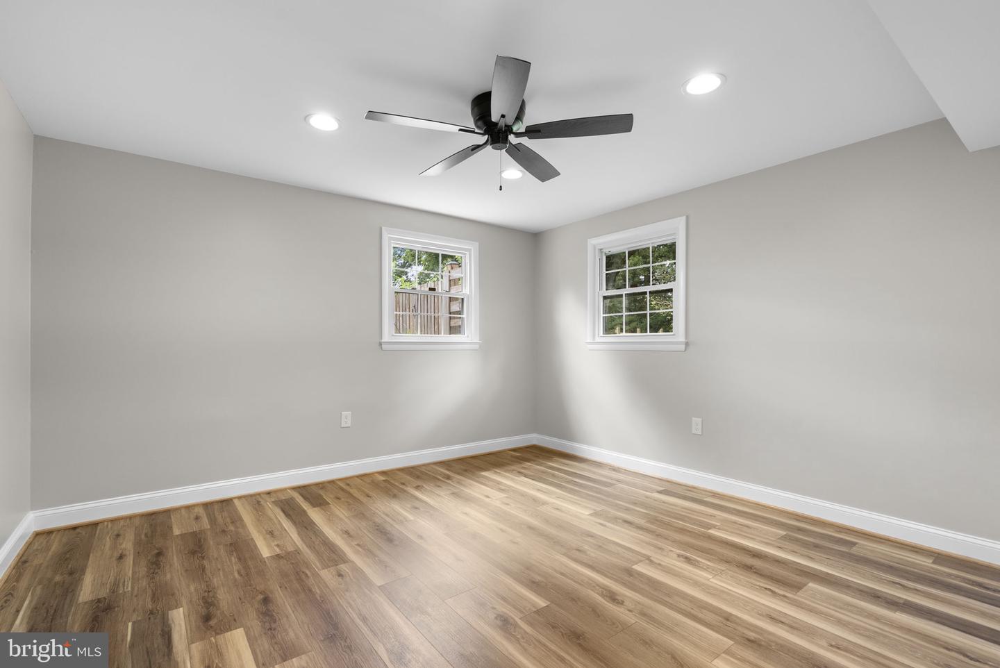 17408 Redland Rd Property Photo 8