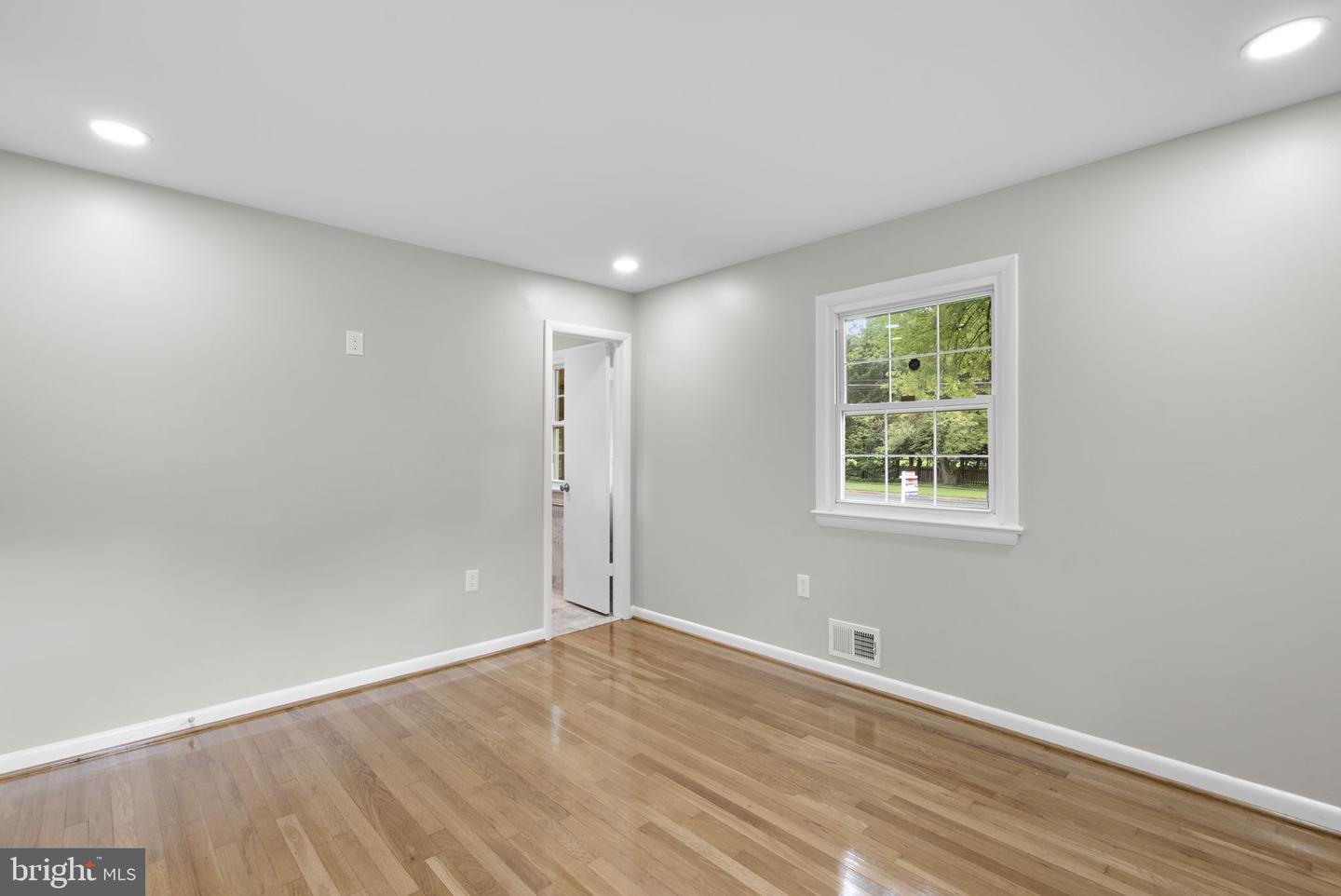 17408 Redland Rd Property Photo 29