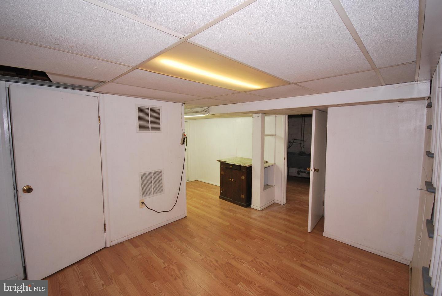 9105 Wire Ave Property Photo 22