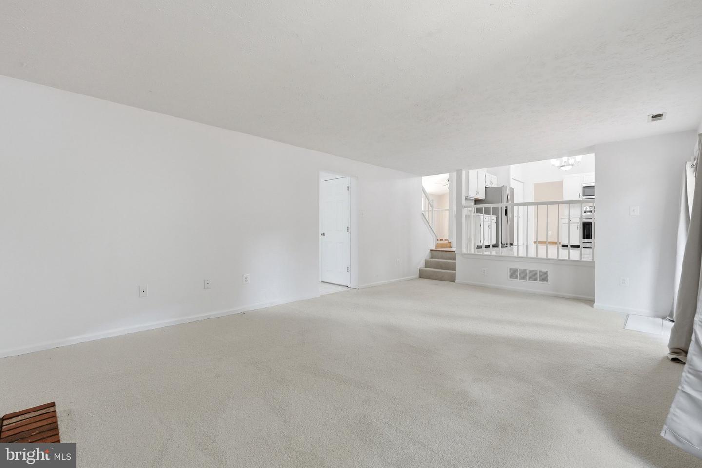 18007 Silver Leaf Dr Property Photo 20