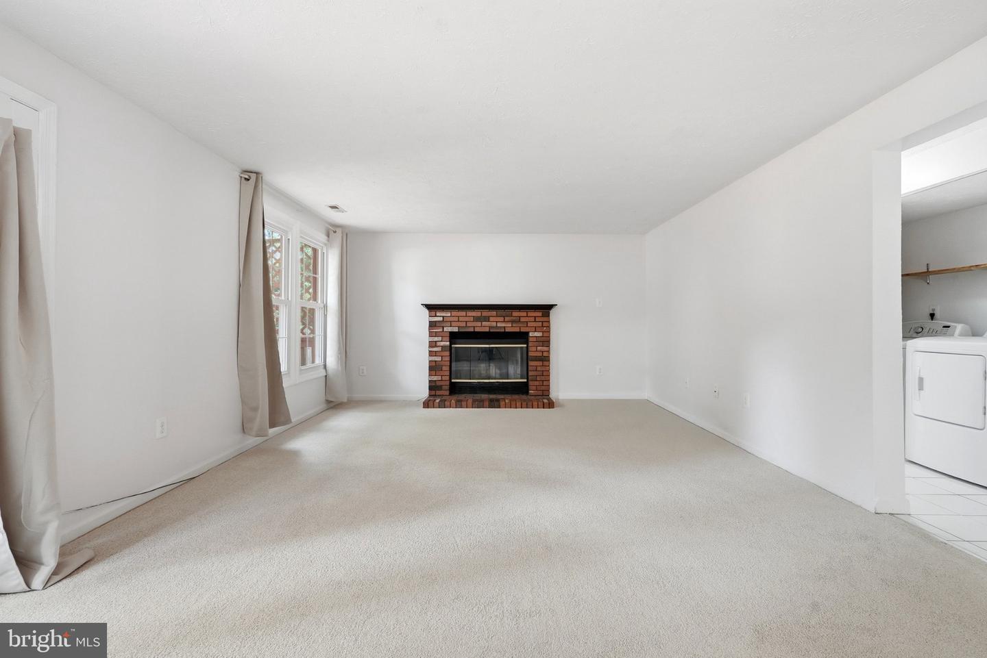 18007 Silver Leaf Dr Property Photo 21