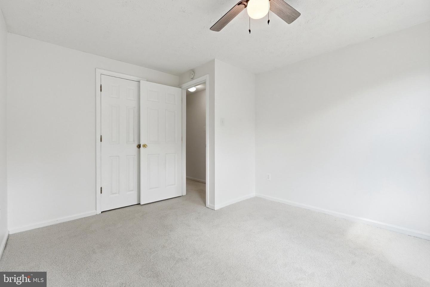 18007 Silver Leaf Dr Property Photo 35