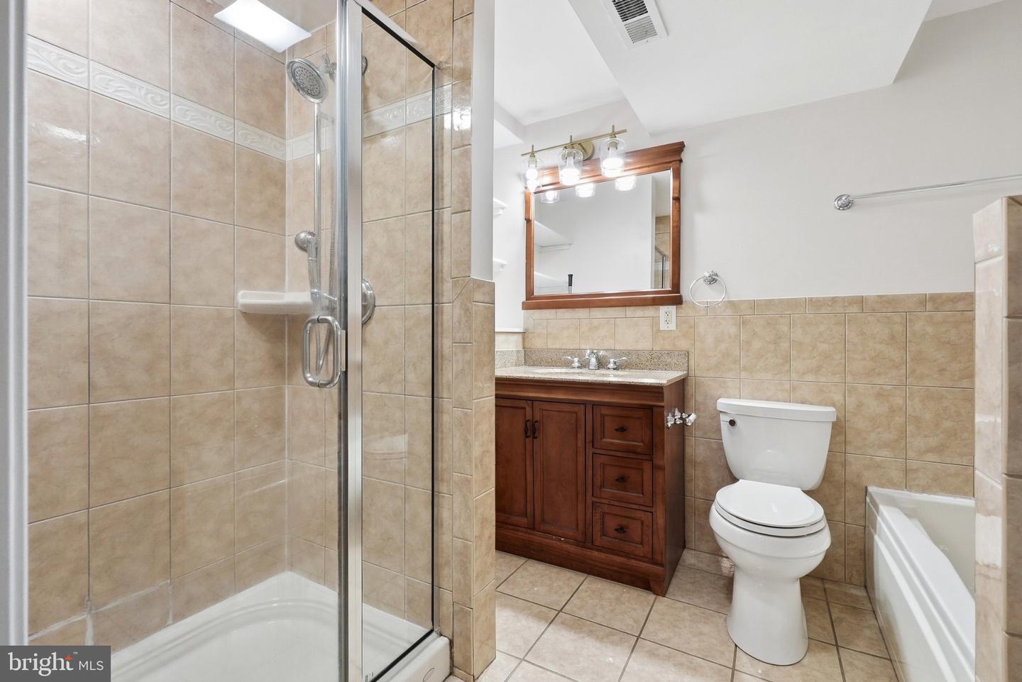 18007 Silver Leaf Dr Property Photo 42