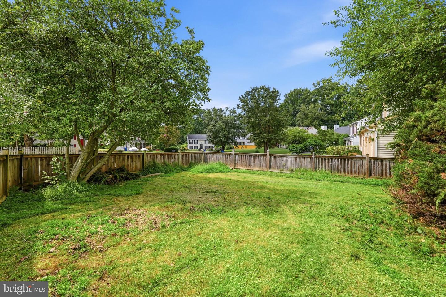 18007 Silver Leaf Dr Property Photo 55