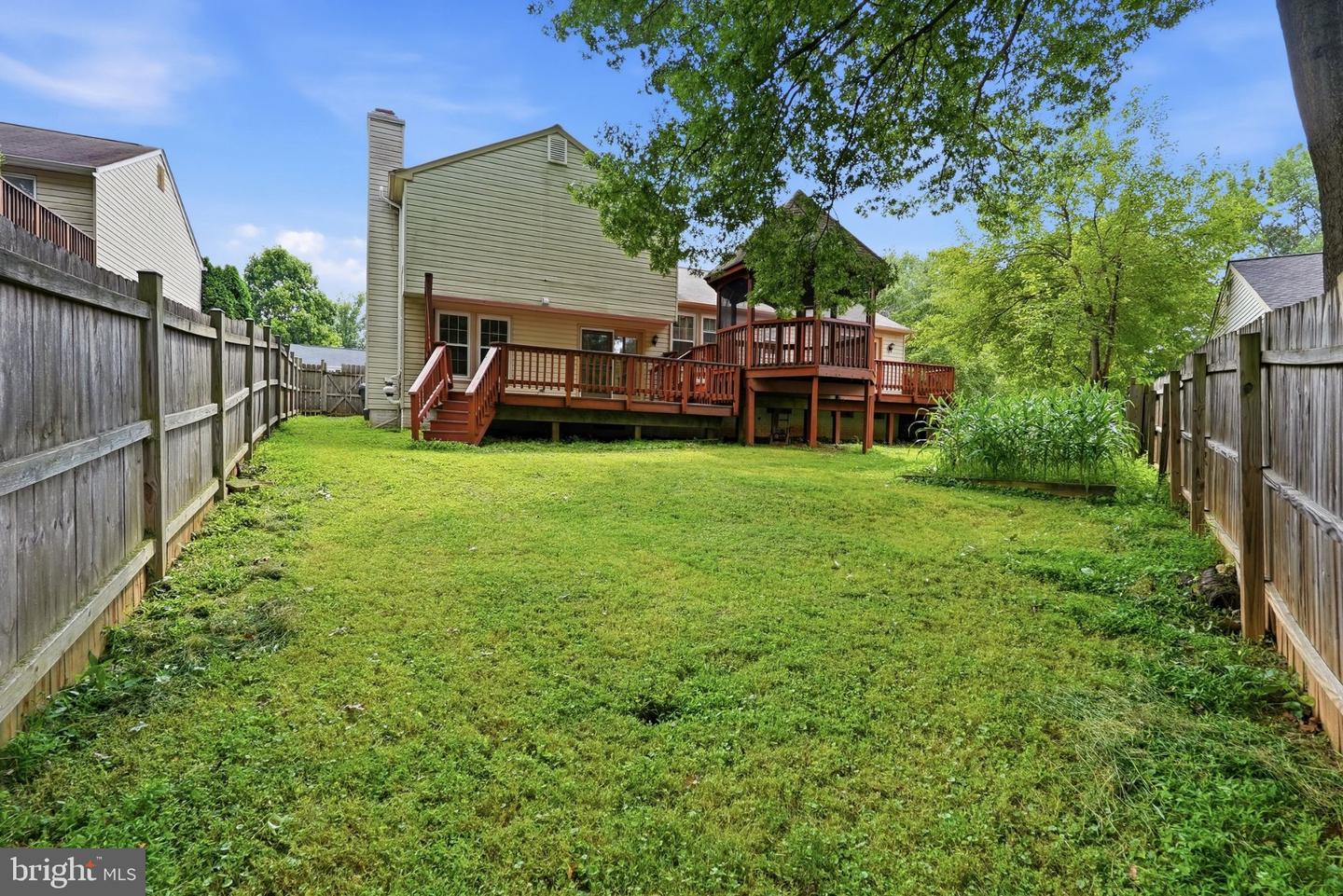 18007 Silver Leaf Dr Property Photo 57