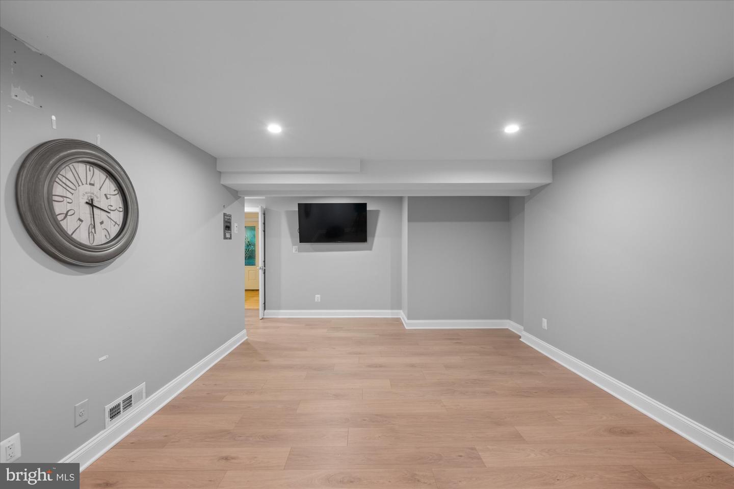 9328 Garden Ct Property Photo 28