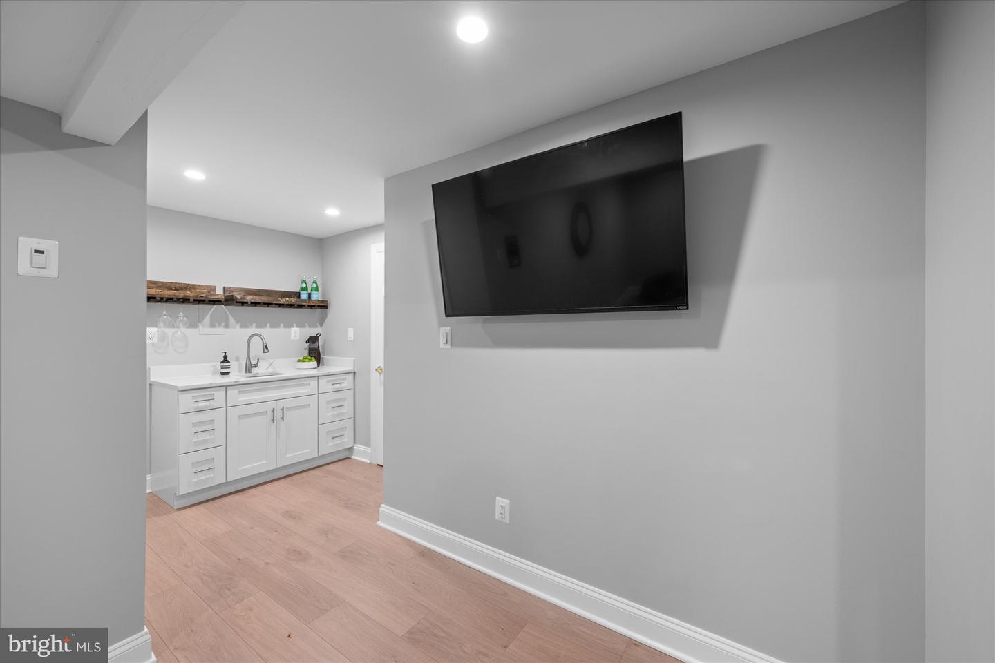 9328 Garden Ct Property Photo 29