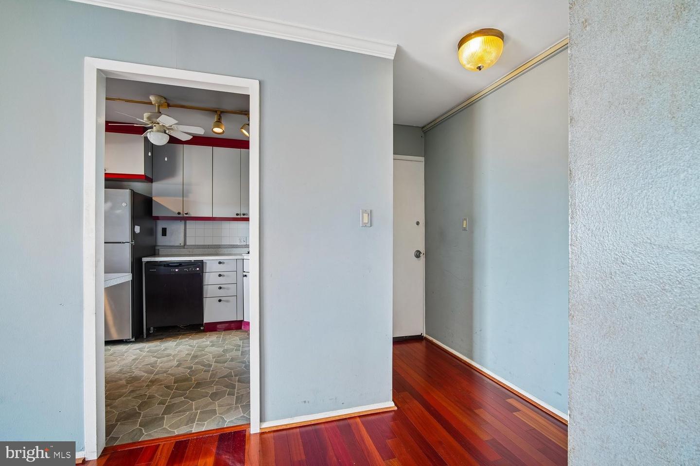 1111 University Blvd W #916-a Property Photo 2