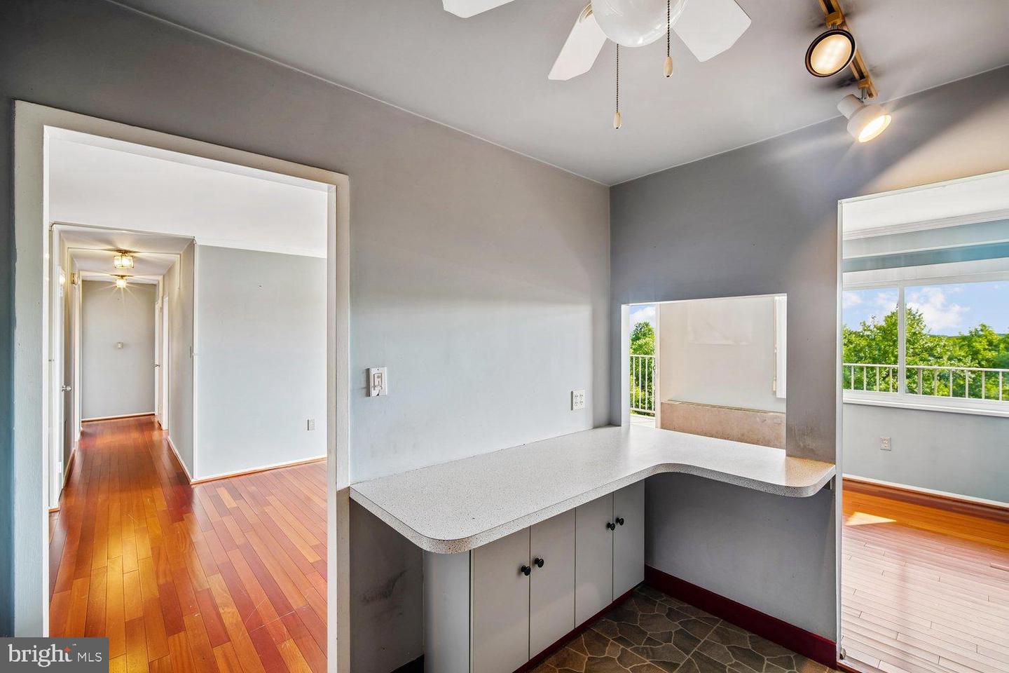 1111 University Blvd W #916-a Property Photo 12