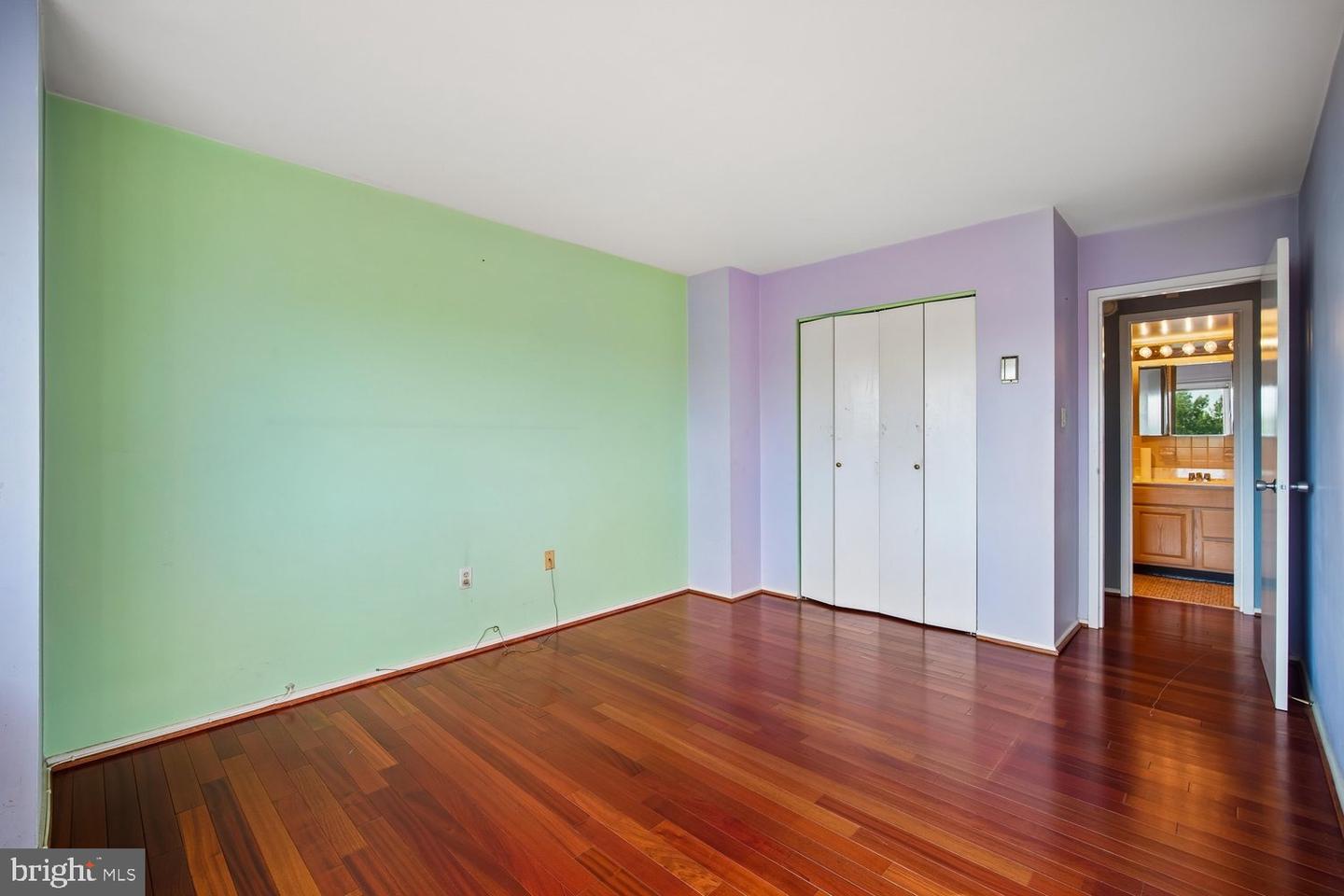 1111 University Blvd W #916-a Property Photo 19