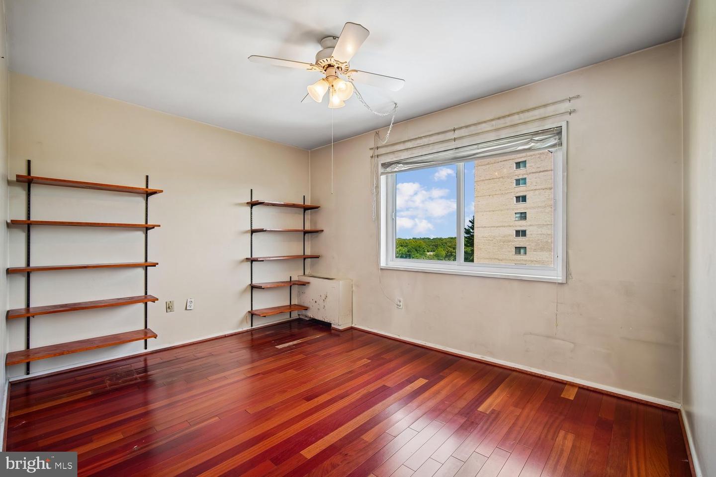 1111 University Blvd W #916-a Property Photo 20