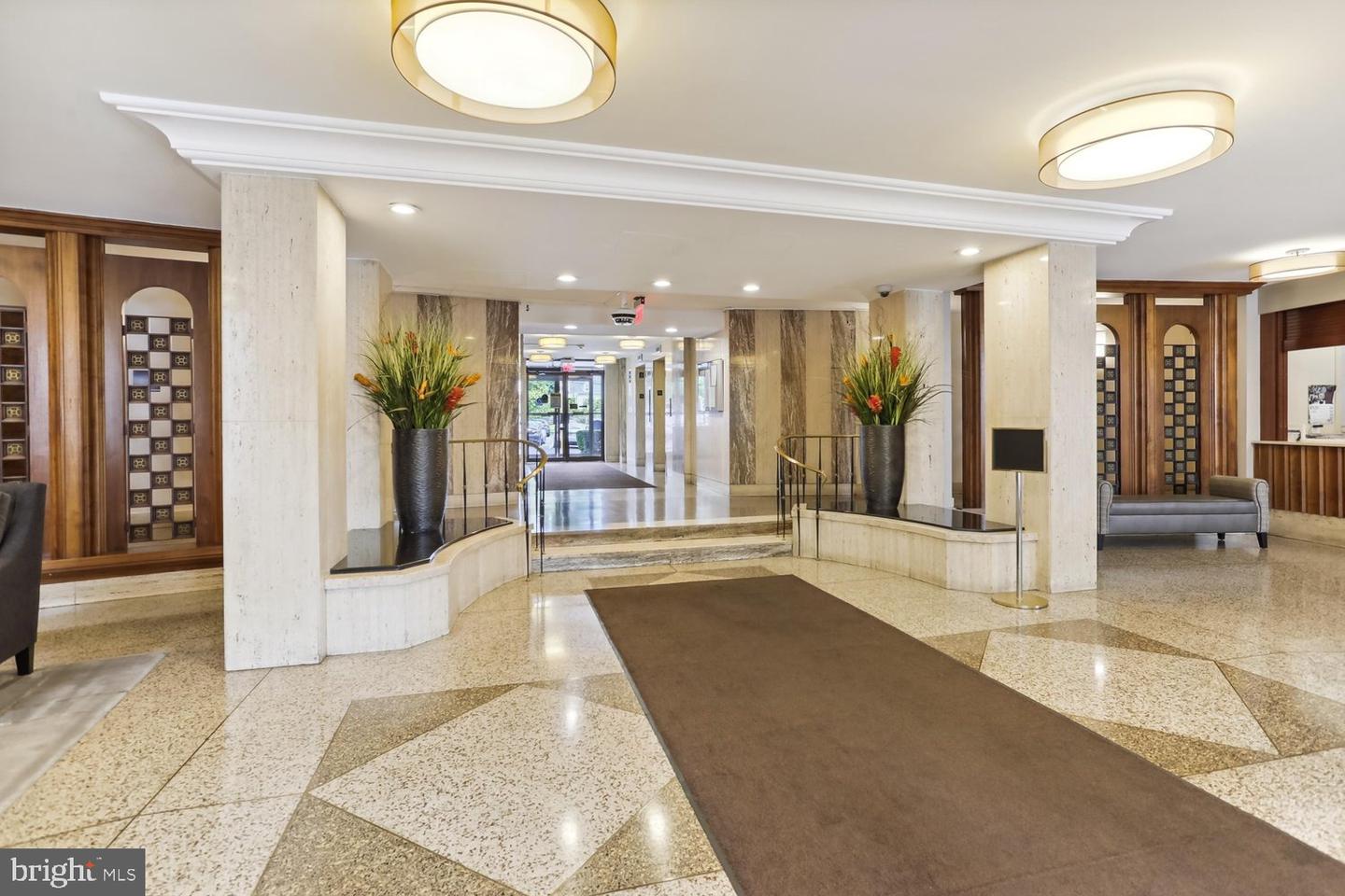 1111 University Blvd W #916-a Property Photo 29
