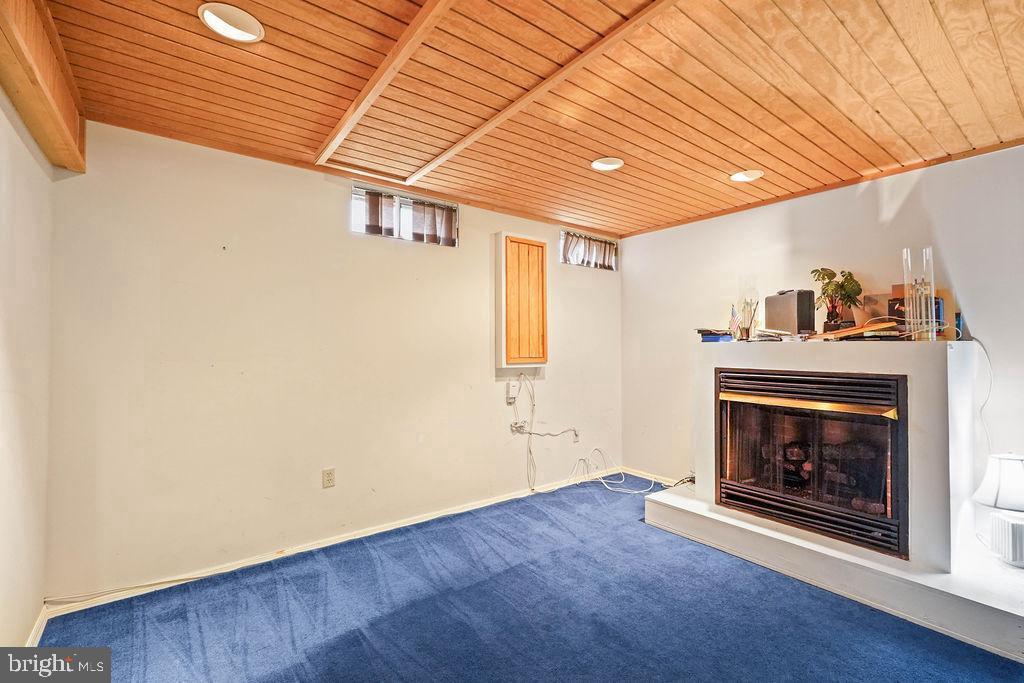 13940 Alderton Rd Property Photo 27