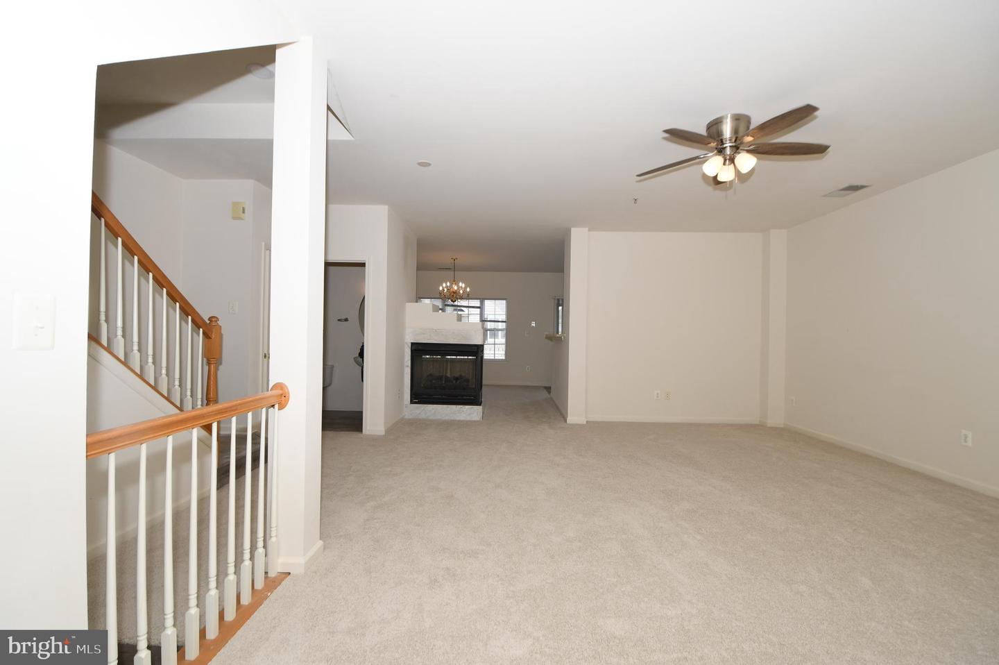 628-b Main St #628b Property Photo 24
