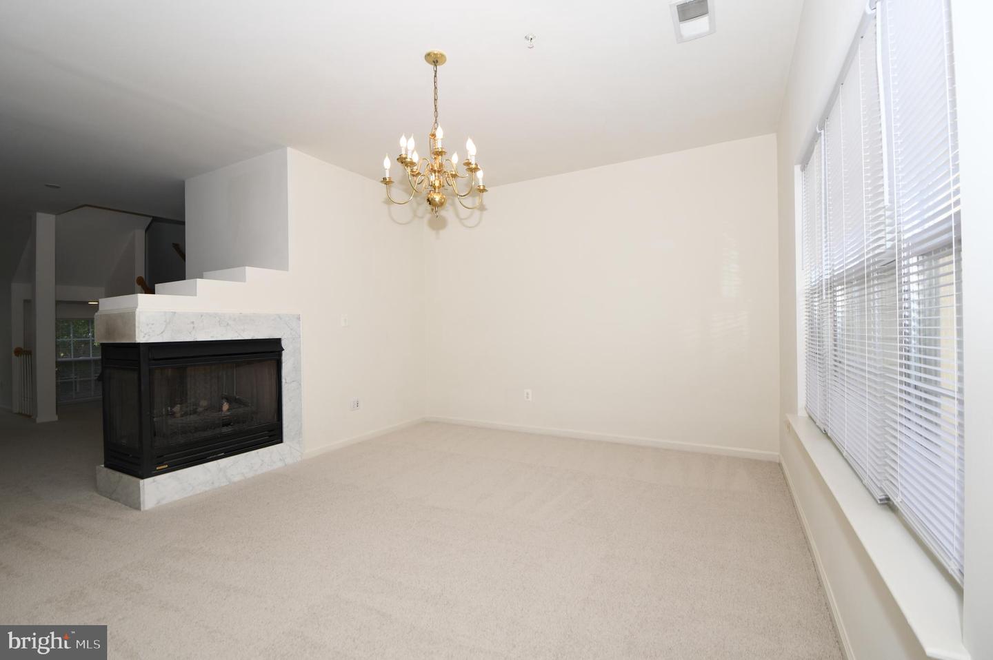 628-b Main St #628b Property Photo 37