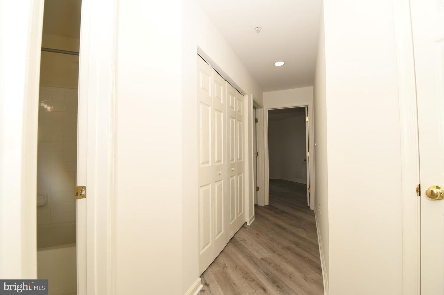 628-b Main St #628b Property Photo 62