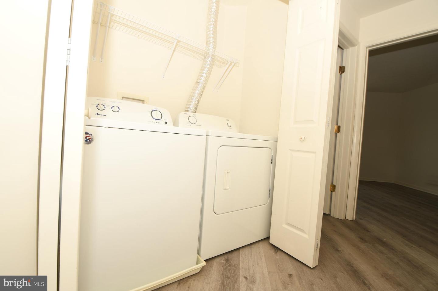 628-b Main St #628b Property Photo 63