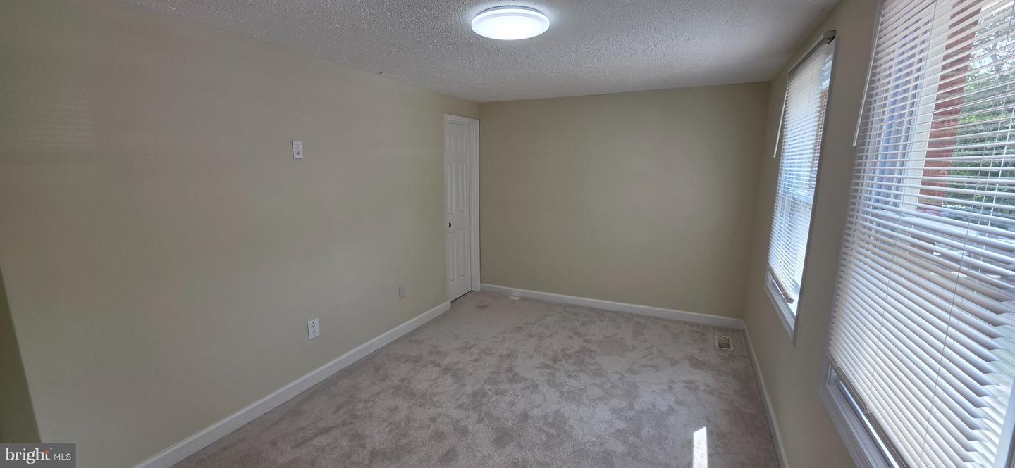 13527 Duhart Rd Property Photo 8
