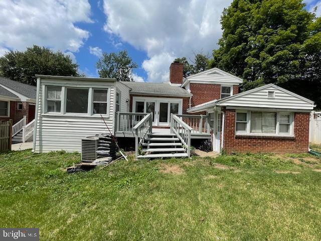 1704 Highland Dr Property Photo 3