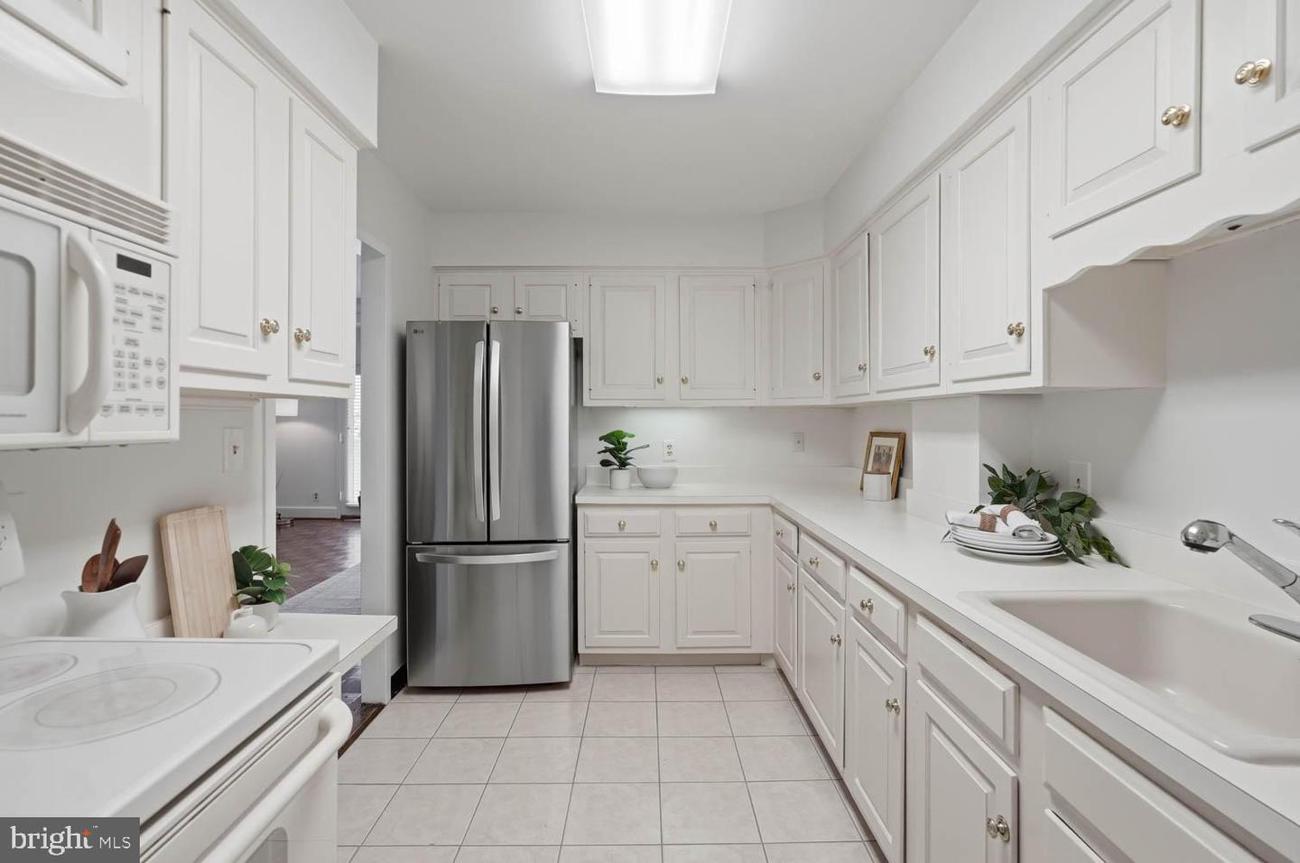 8101 Connecticut Ave #s-405 Property Photo 19